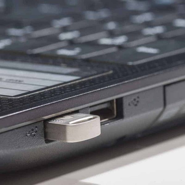 eProtect USB-Stick mit 16 GB Speicherkapazität (USB 3.0), Silber, Dual USB-Port (A/C) – Bild 3